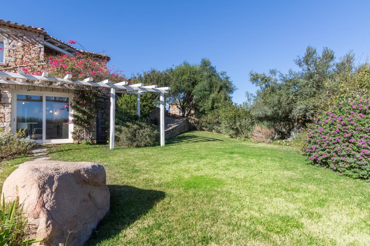 Villa Ginestra Con Piscina E Giardino Privato A 500 Mt Dal Mare Castiadas Exteriör bild
